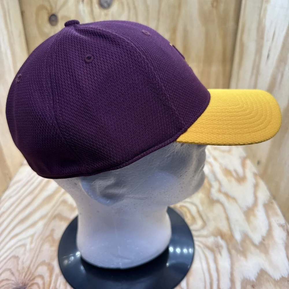 Arizona State Sun Devils Adidas Maroon Gold Hat A-Flex Fitted ASU Sample Cap S/M
