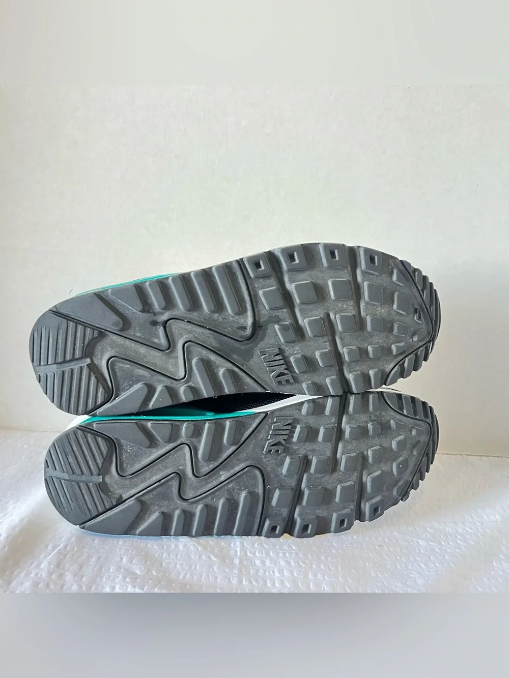 Nike Kids White and Teal Lace-Up Sneakers