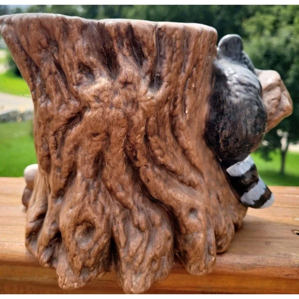 VTG Handpainted Ceramic Raccoons and Tree Stump Planter 11x6x6 USA 1970s-80s