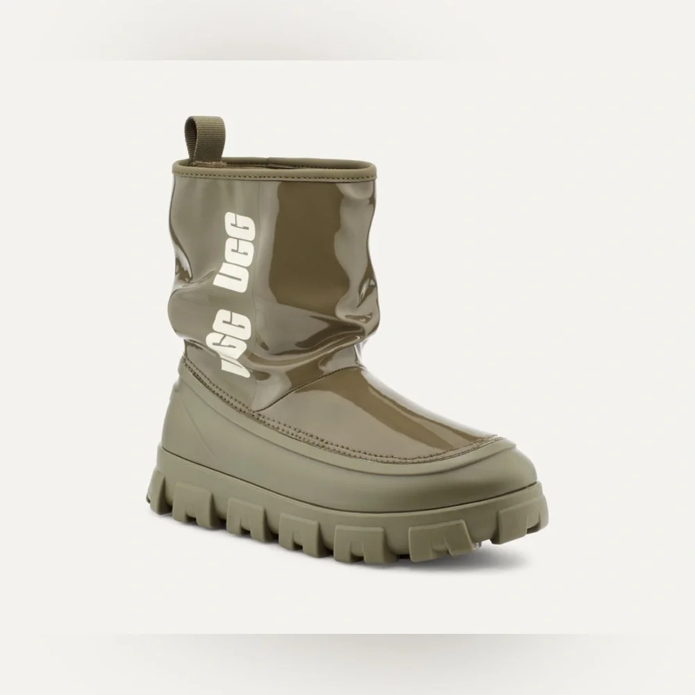 NWOB Ugg Classic Mini Rain Boots Waterproof Logo Wool Lined Army Green Size 7