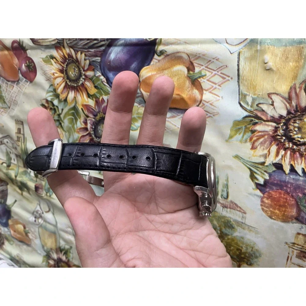 ESQ Movado does not