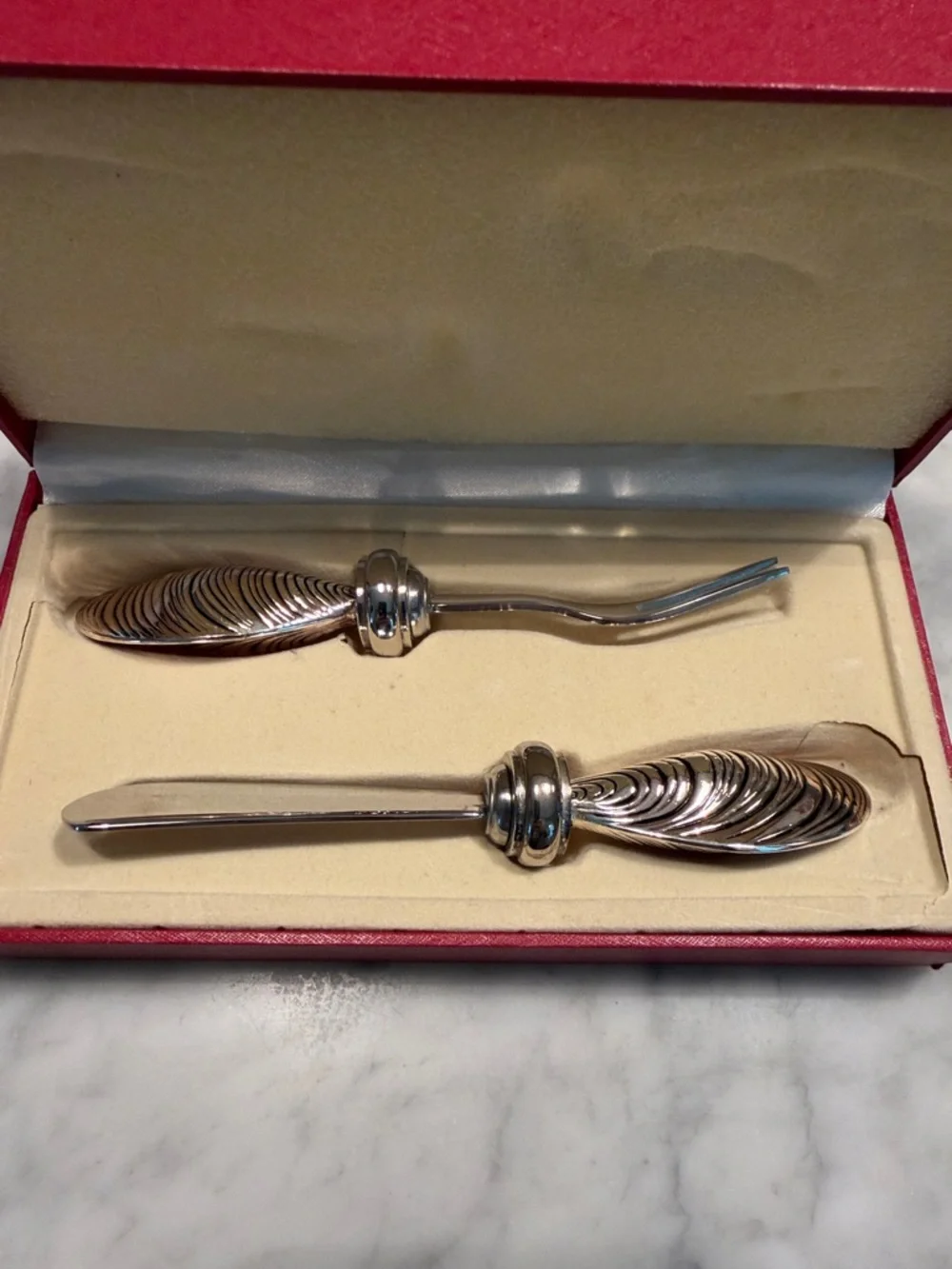 Shell spreader and fork