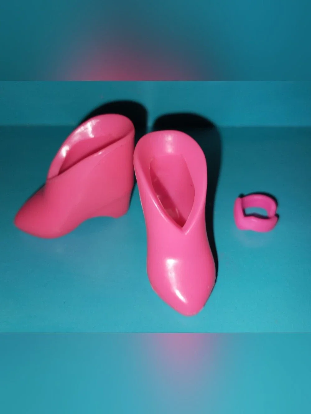 Jem & the Holograms doll bracelet & Shoes
