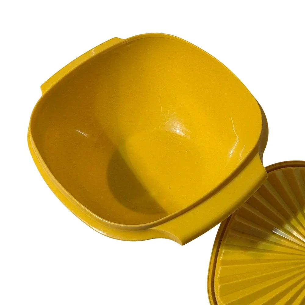 Tupperware vintage servalier