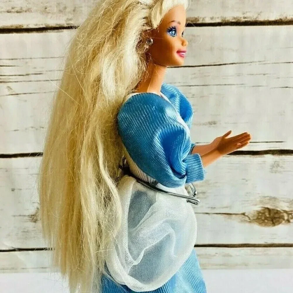 MATTEL BARBIE Doll Blond Hair Blue Eyes Blue Outfit 12