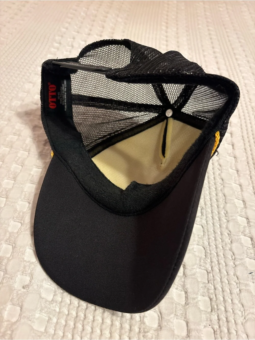 N/A gold logo embroidery