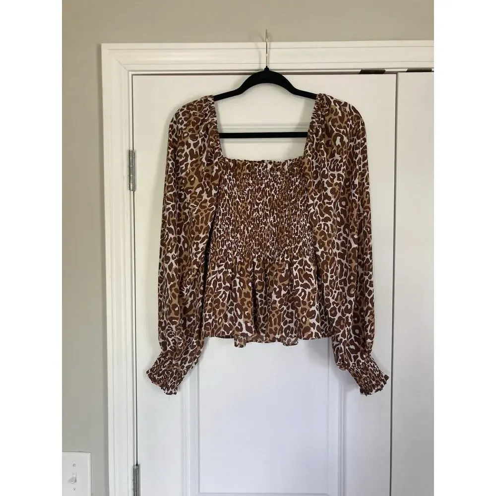 Lilly Pulitzer Leopard Demi Long Puff Sleeve Smocked Top Size M Preppy Coquette