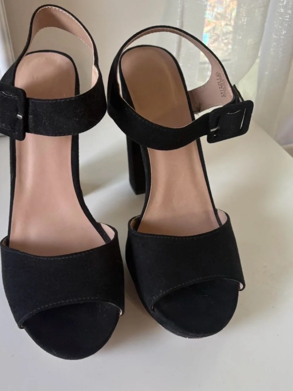 N/A black suede