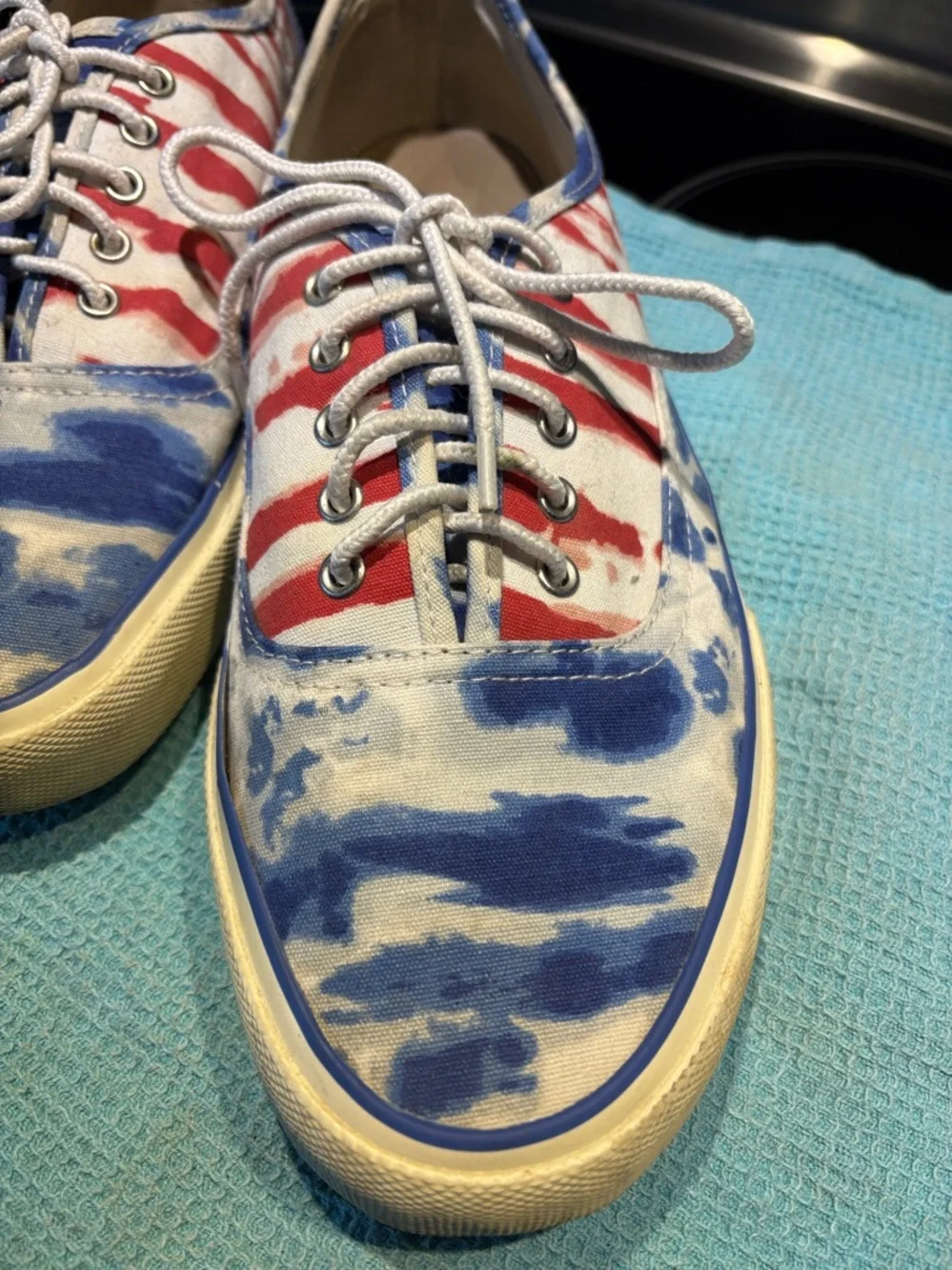 American Eagle”Boat Shoes” Low Canvas Lace Up sneakers Patriotic Themed Sz 11