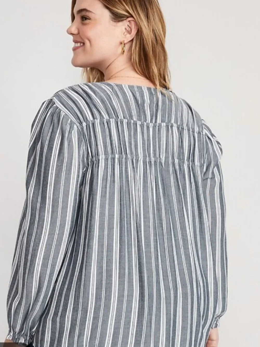 Old Navy Blue Striped Crinkled Smocked Poet Swing Blouse Size Small