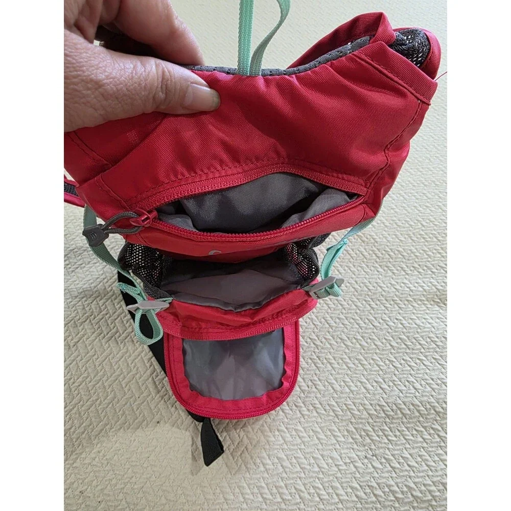 Camelbak biking pink