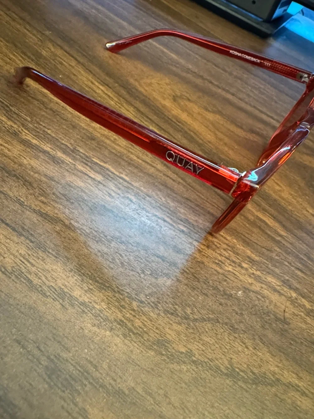 Quay Australia red round