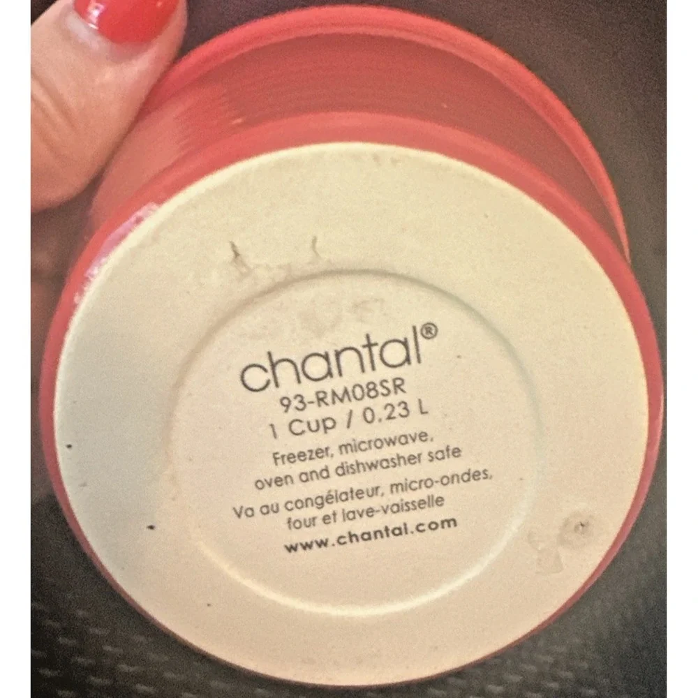 Chantal red white