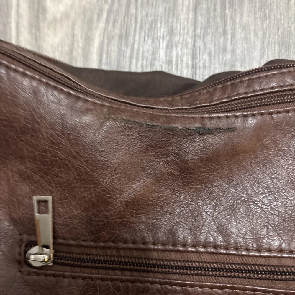 Unlnown dark brown