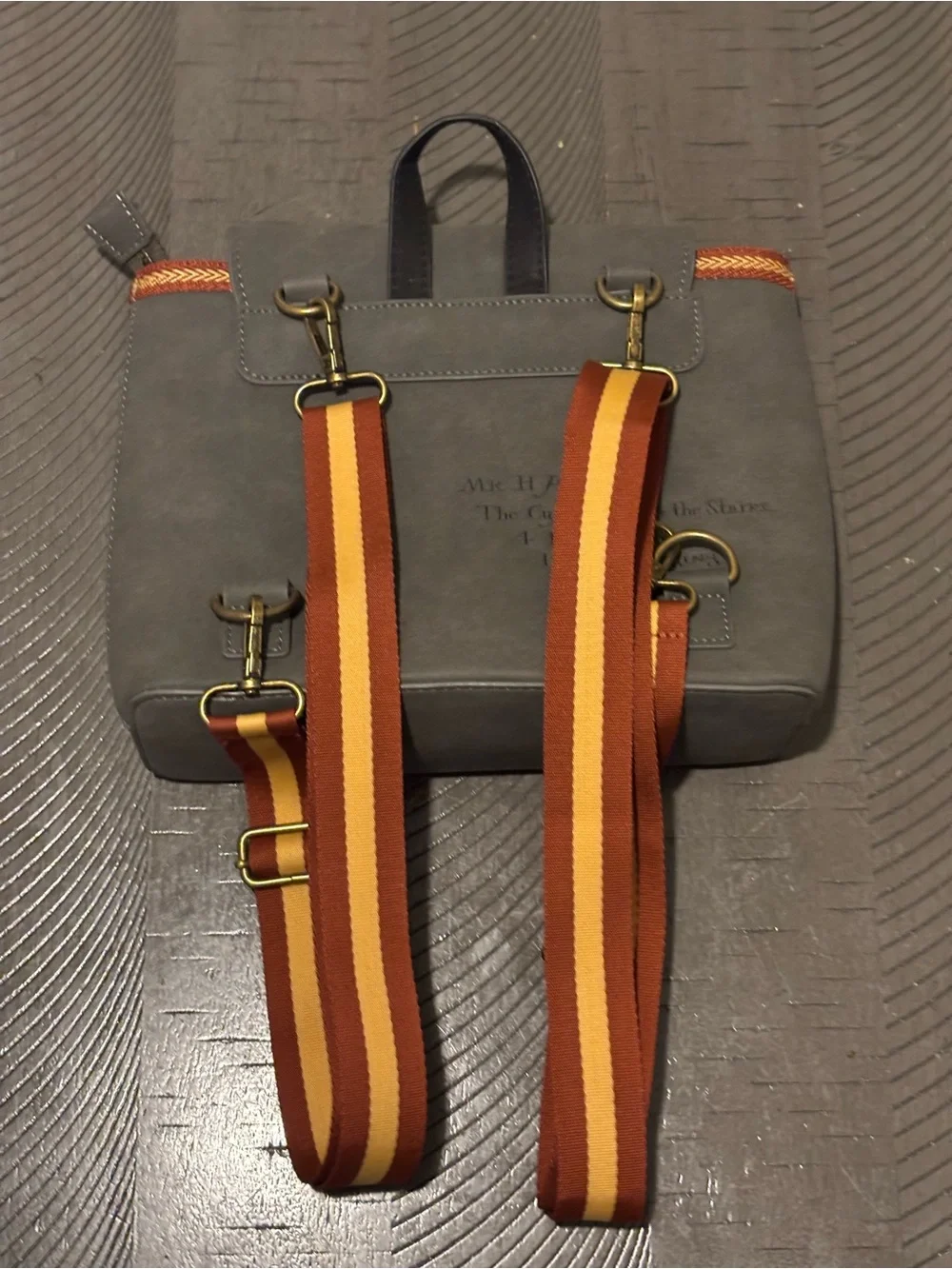 Loungefly logo gray