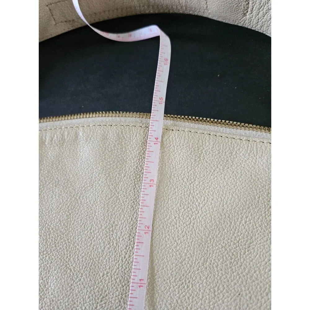 Dooney & Bourke pretty bag