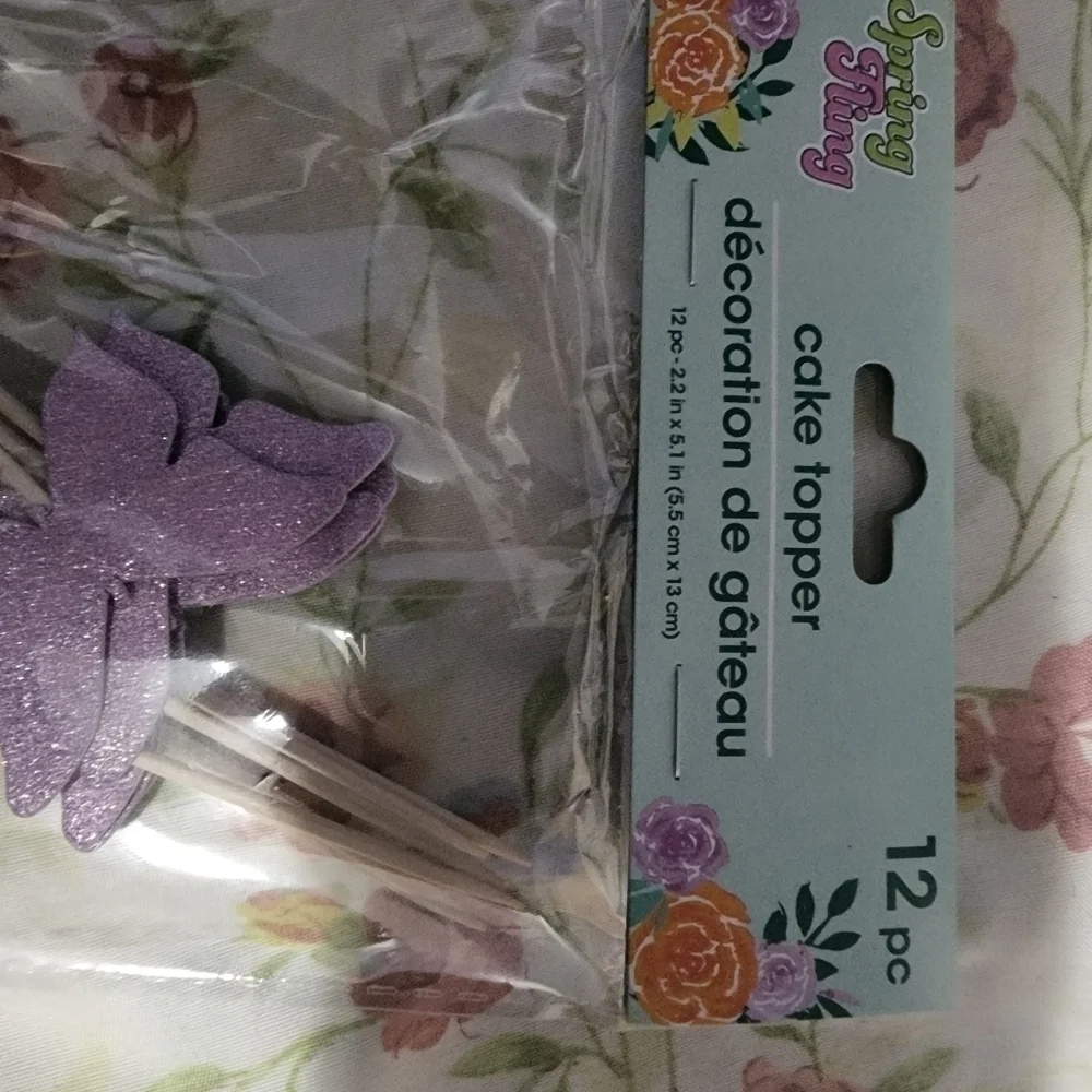 N/A cake topper