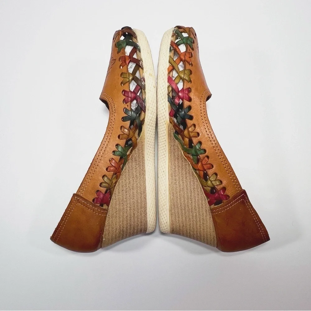 Torres leather wedges