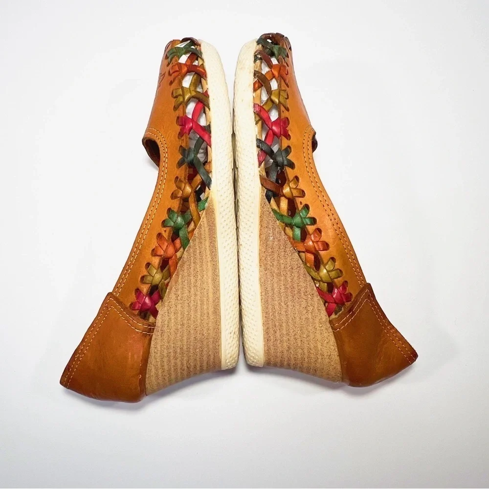Torres leather wedges