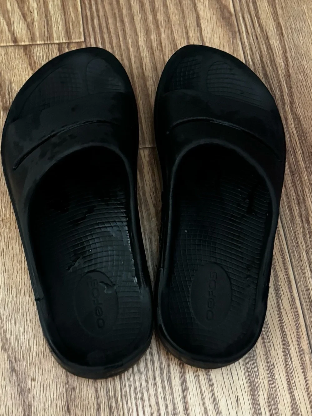 OOOFOS Black Recovery Slides Sandals Slip-Ons Size M6/W8