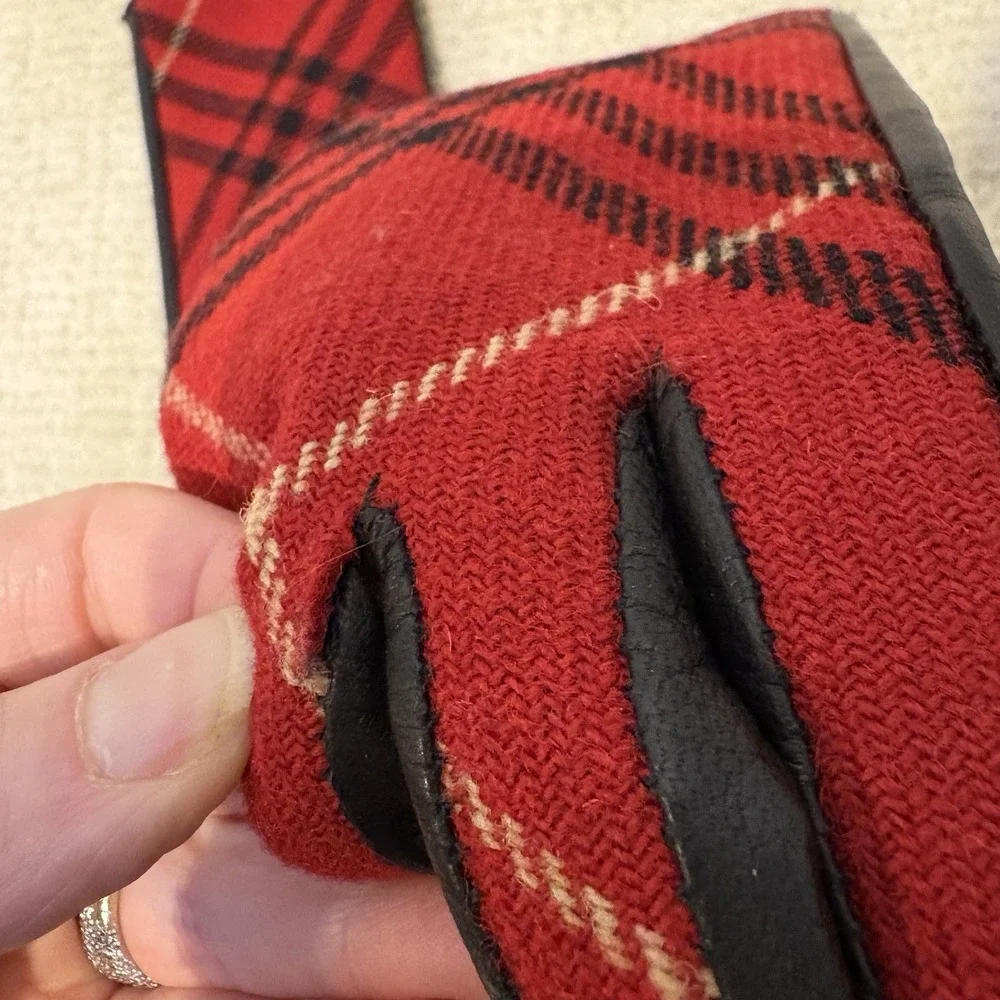 Burberry london gloves