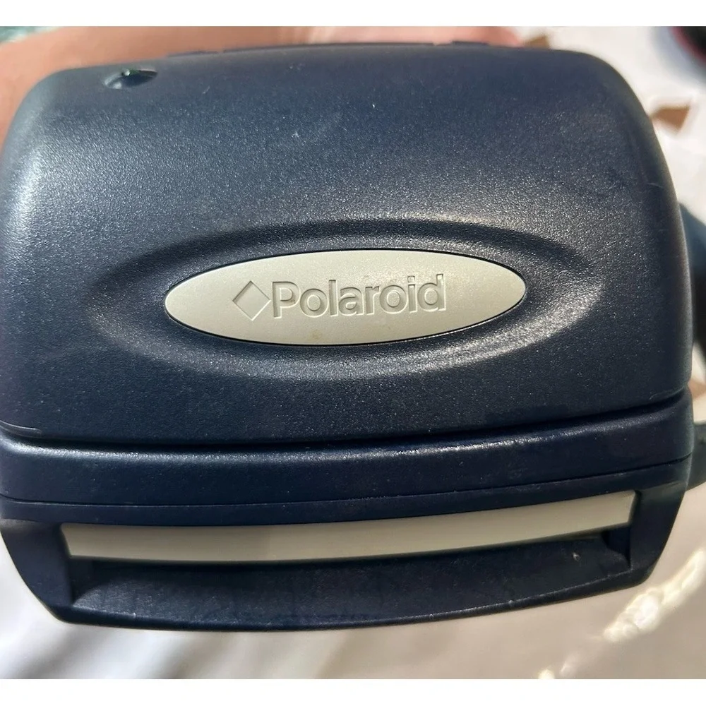 Polaroid 600 blue