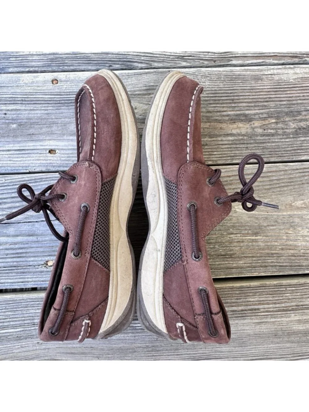 Sperry intrepid top