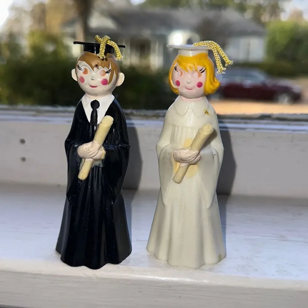 Two vintage 1972 Wilton male & female‎ graduate hard plastic cake toppers