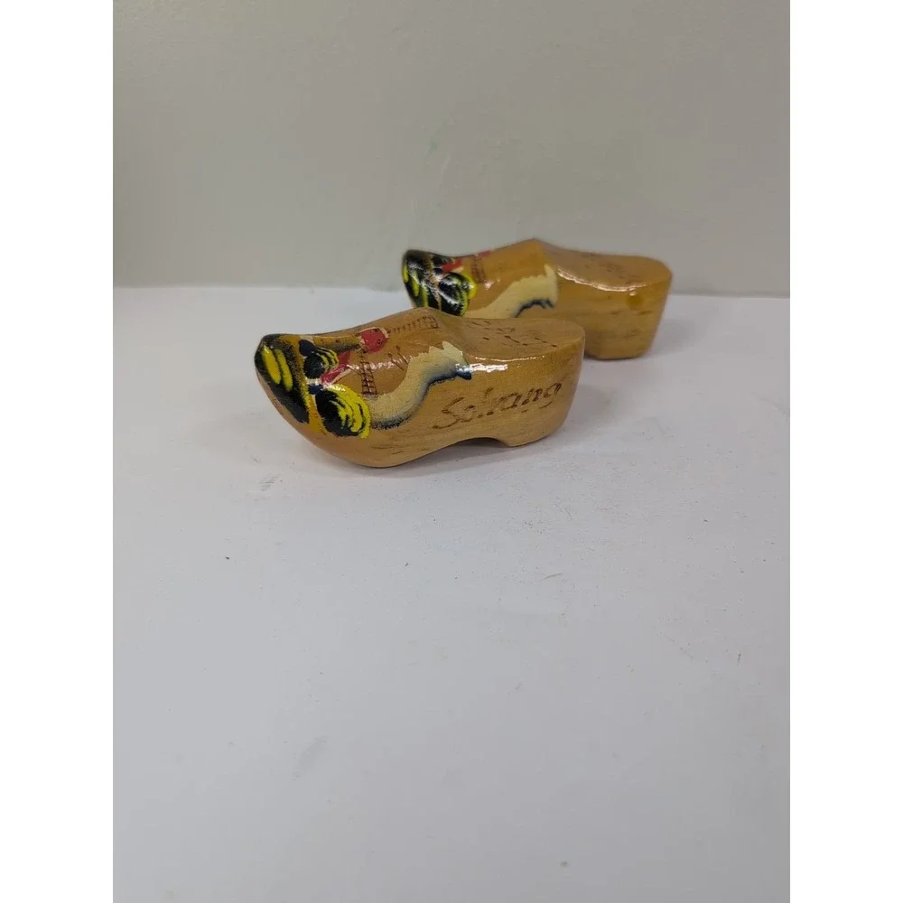 Vintage Holland Dutch Solvang Wooden Shoes Salt and Pepper‎ Shakers