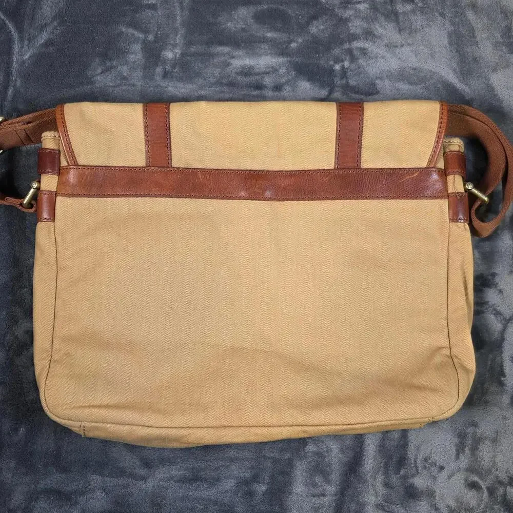 Fossil Canyon Beige Messenger Bag With Leather Detailing And Adjustable Strap