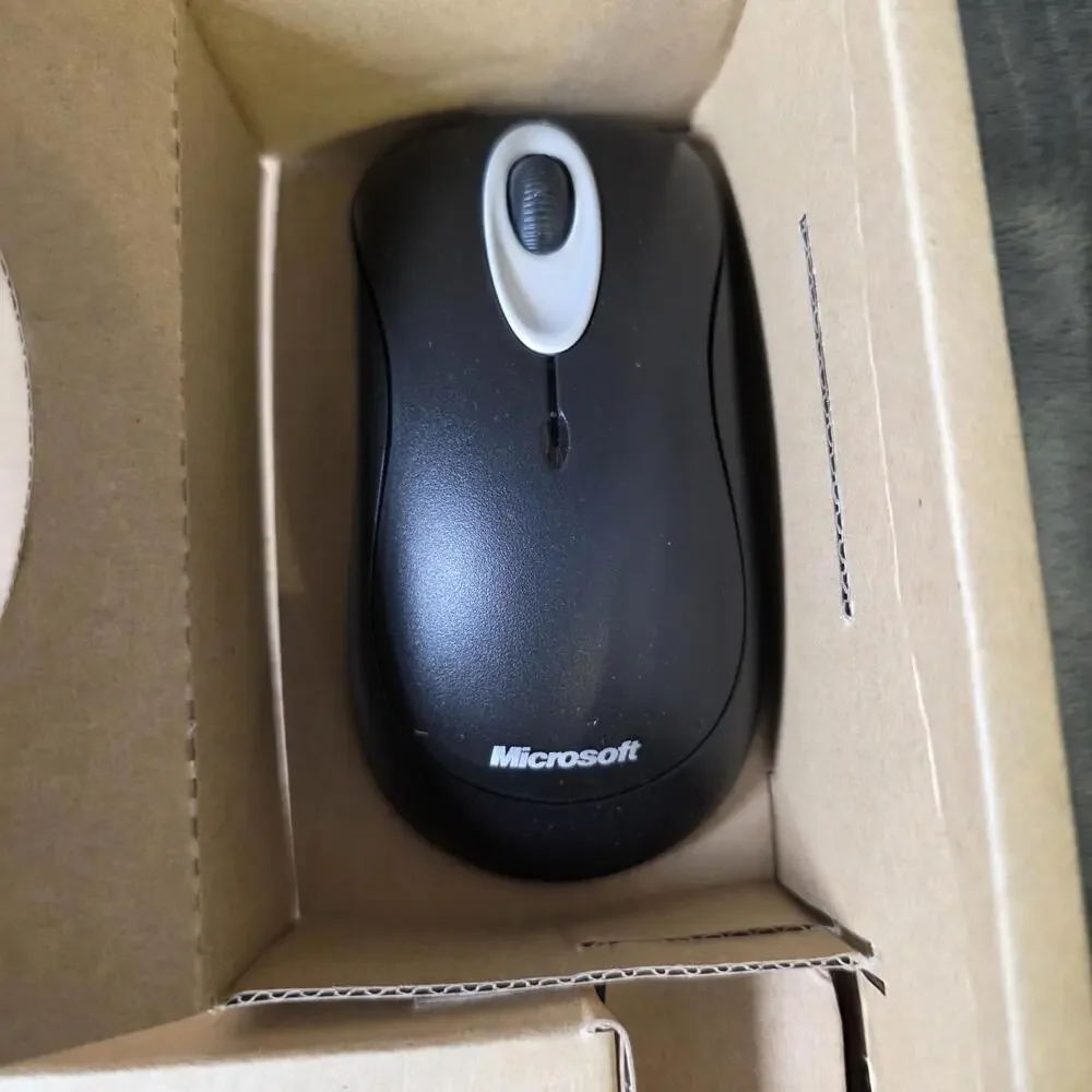 Microsoft Wireless Media Desktop 1000 Keyboard & Mouse ZHA-00001