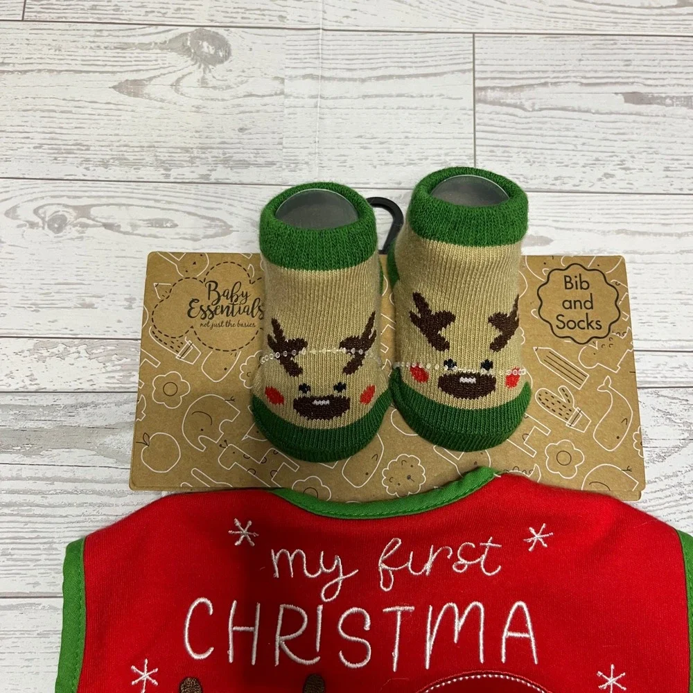 Baby Essentials My First Christmas Bib and Socks Set Red Green Reindeer 0-6M NEW