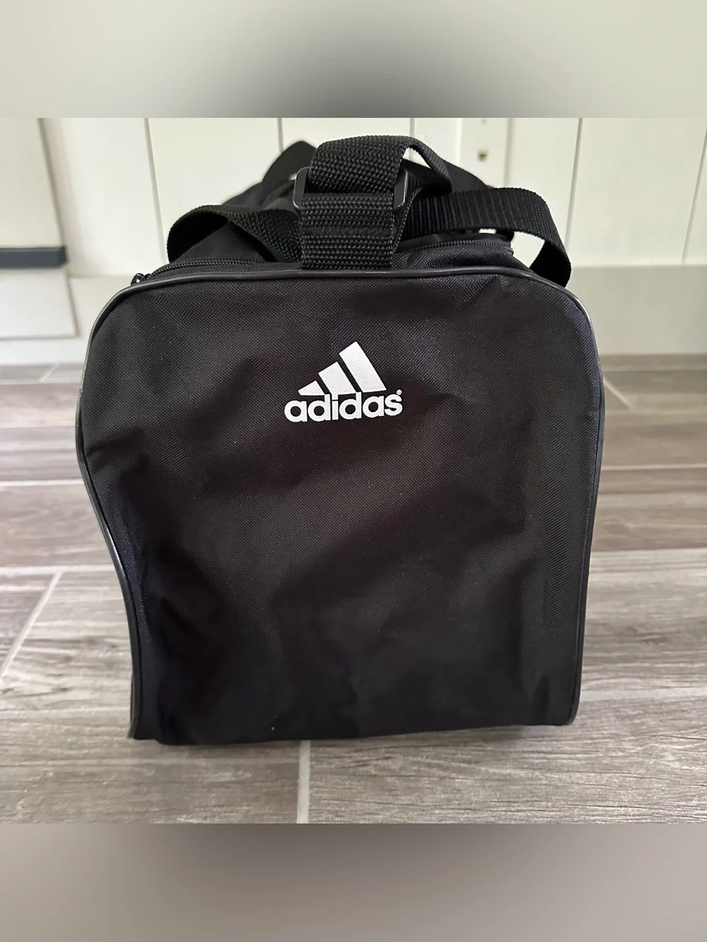 adidas 11 15x10 shoulder
