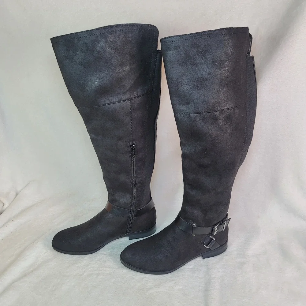 Bar III equestrian knee