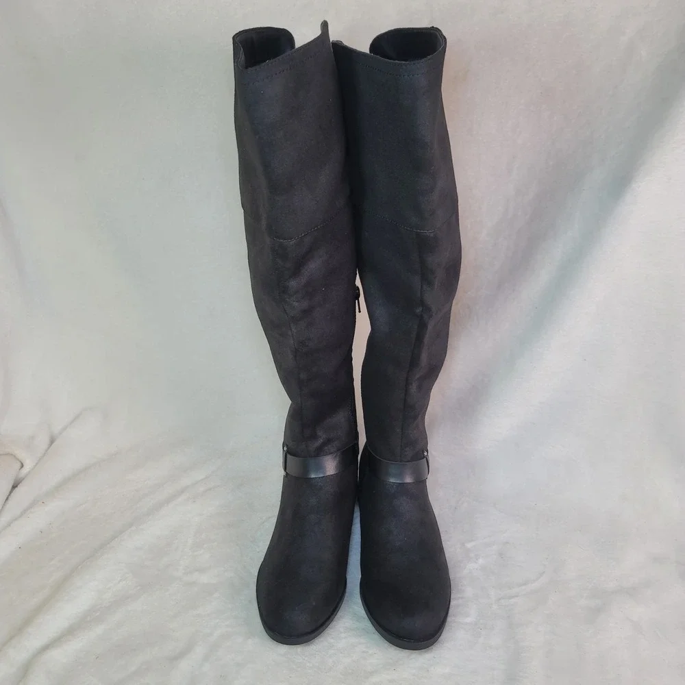Bar III equestrian knee