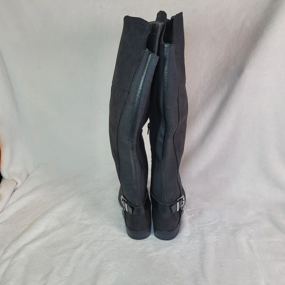 Bar III equestrian knee