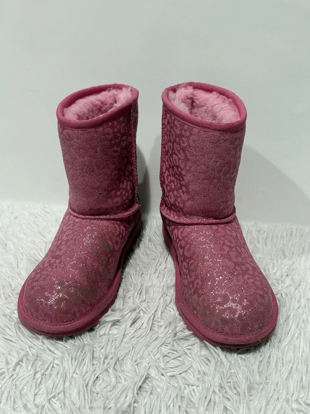 UGG girls classic