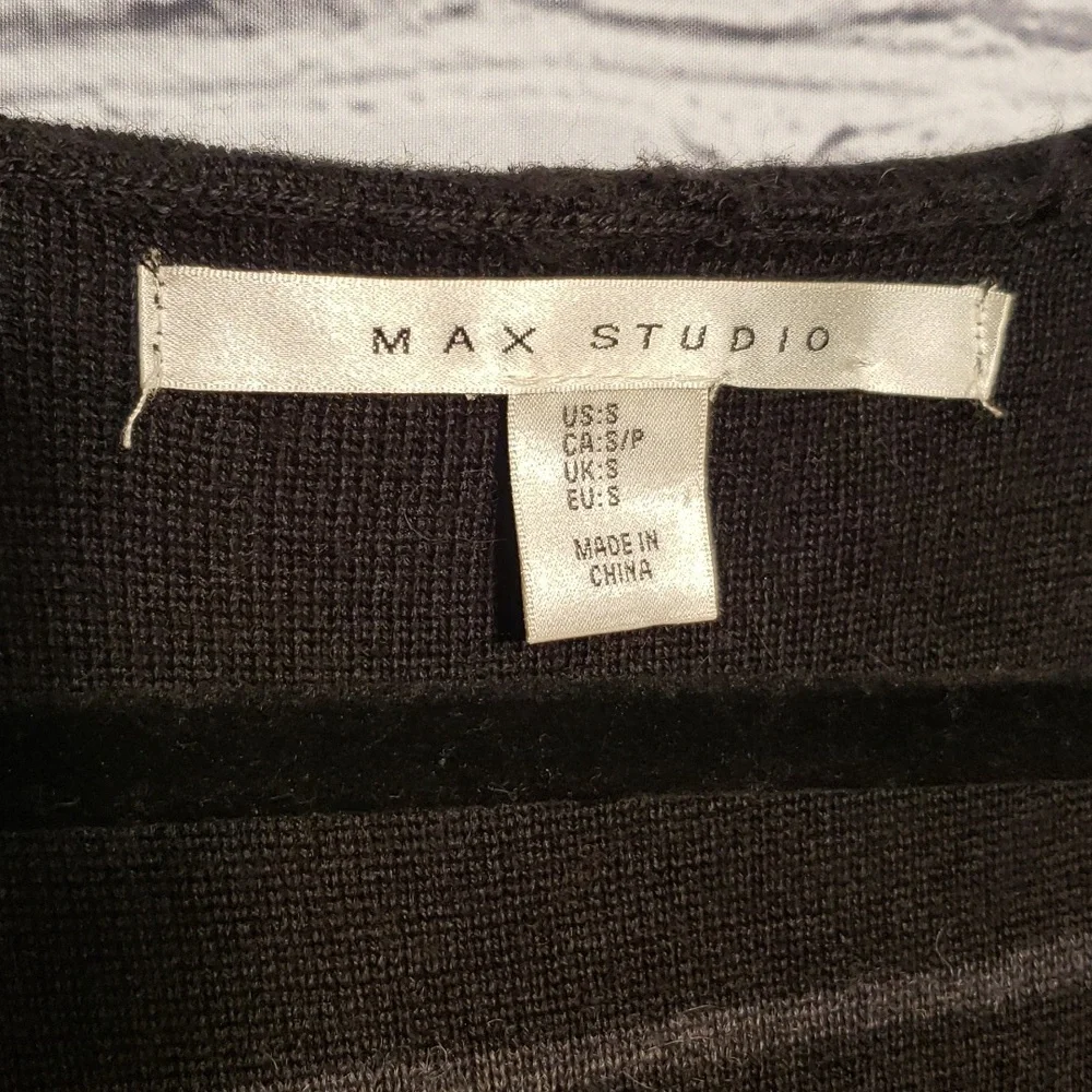 Max Studio see 28