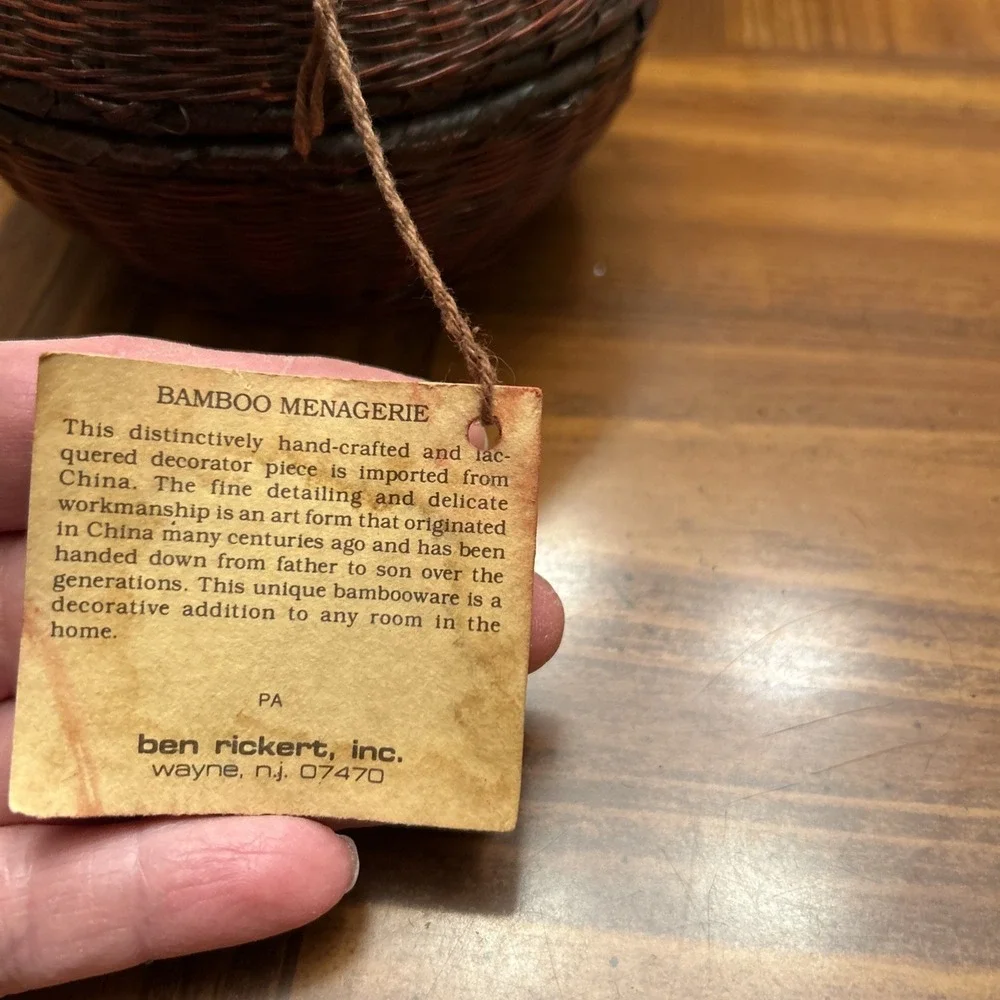 Ben Rickert‎ Bamboo Collection Hand Crafted Wicker Kitten Cat Basket