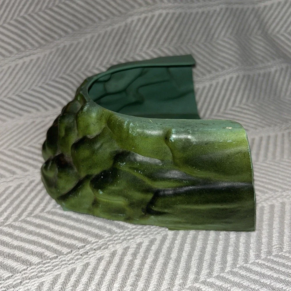 MOTU, Point Dread‎ & Talon Fighter Base Masters of the Universe Base Rock partC1