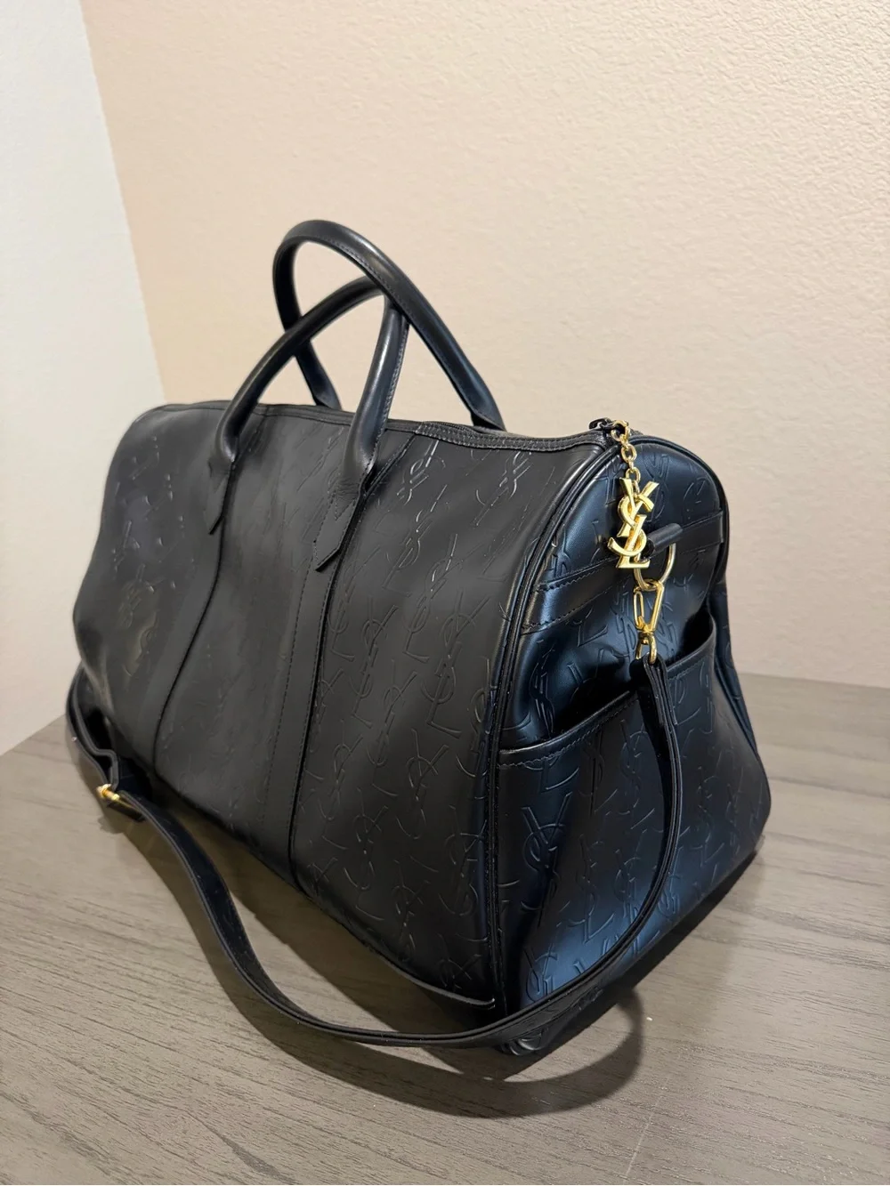 Saint Laurent travel use elegant
