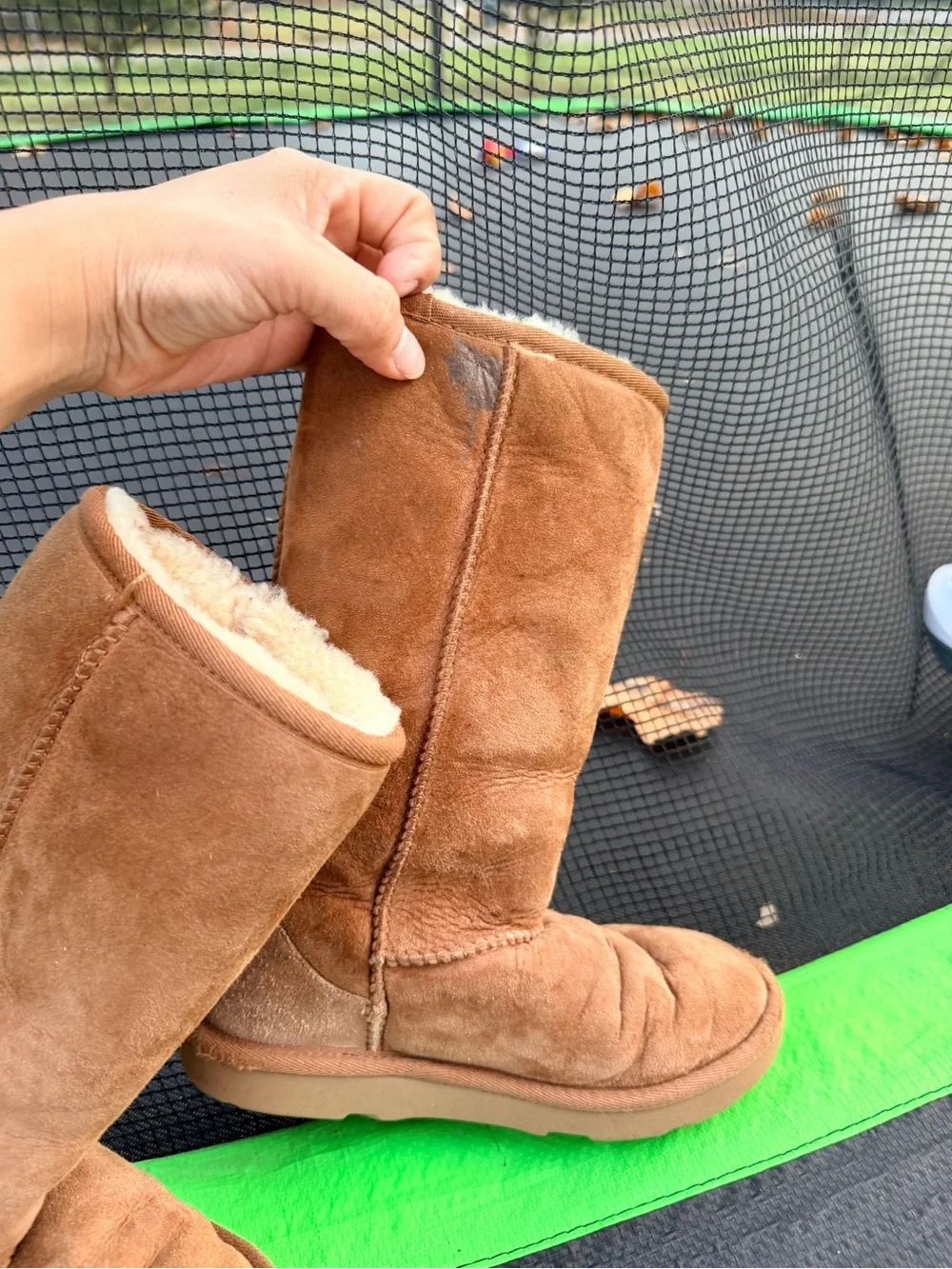 UGG excellent just