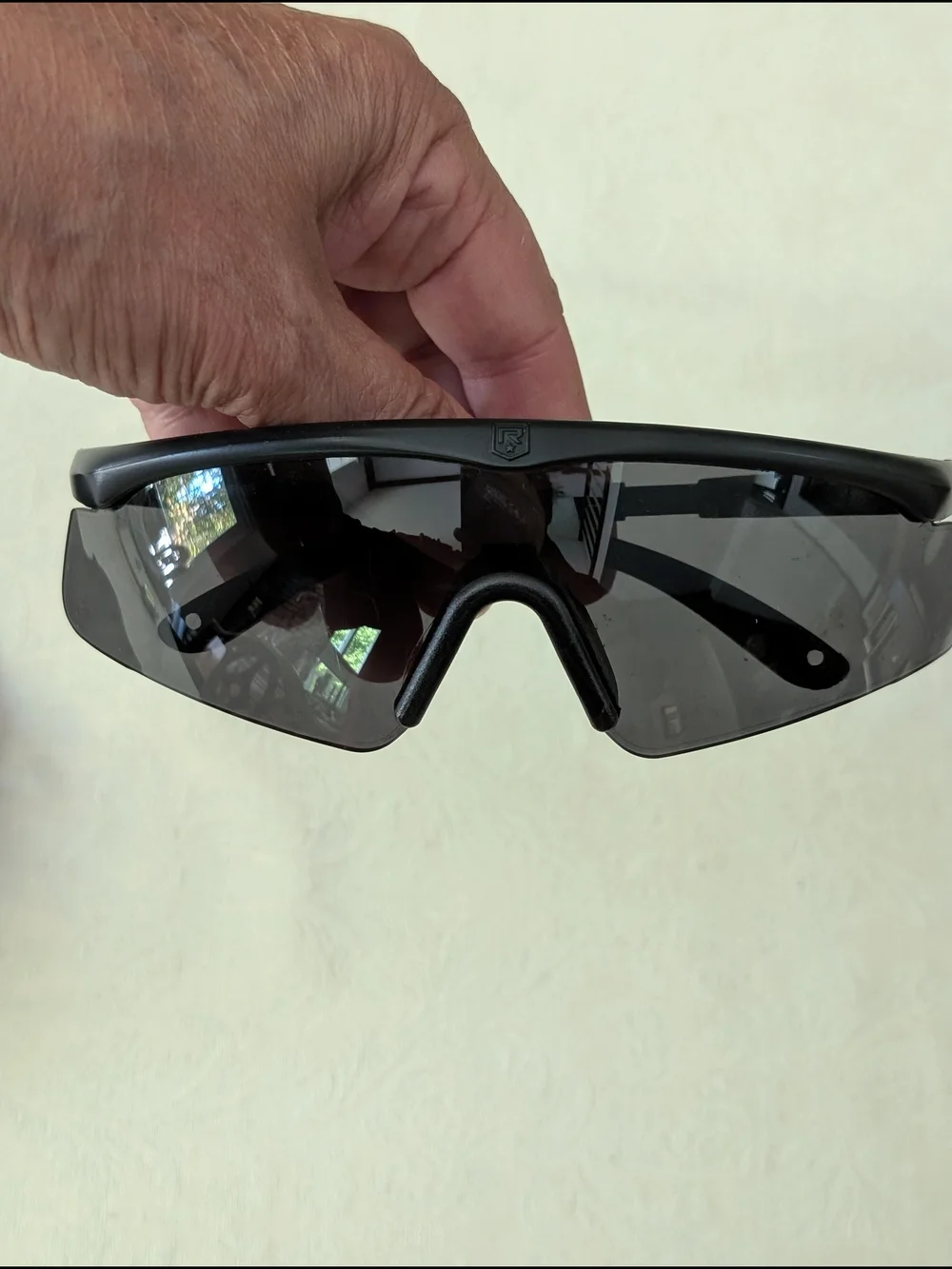 Revision durable black