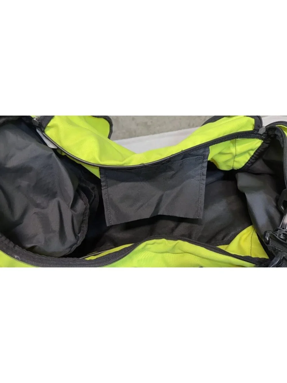 Nike brasilia medium
