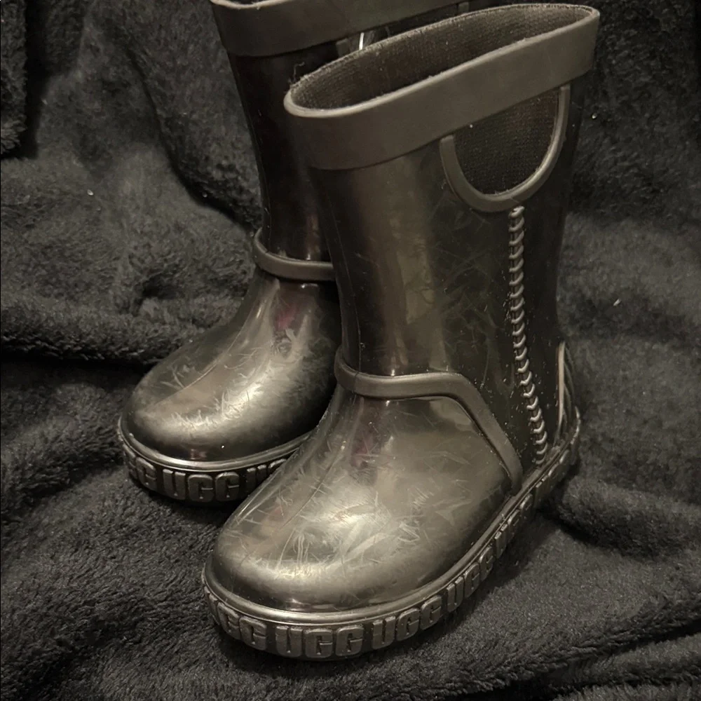 UGG Kids Black Rain Boots unisex-child K DrizlitaRain Boot