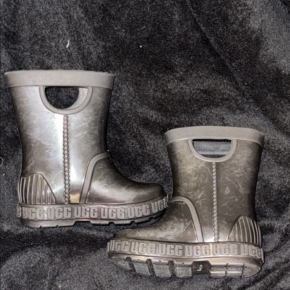 UGG Kids Black Rain Boots unisex-child K DrizlitaRain Boot