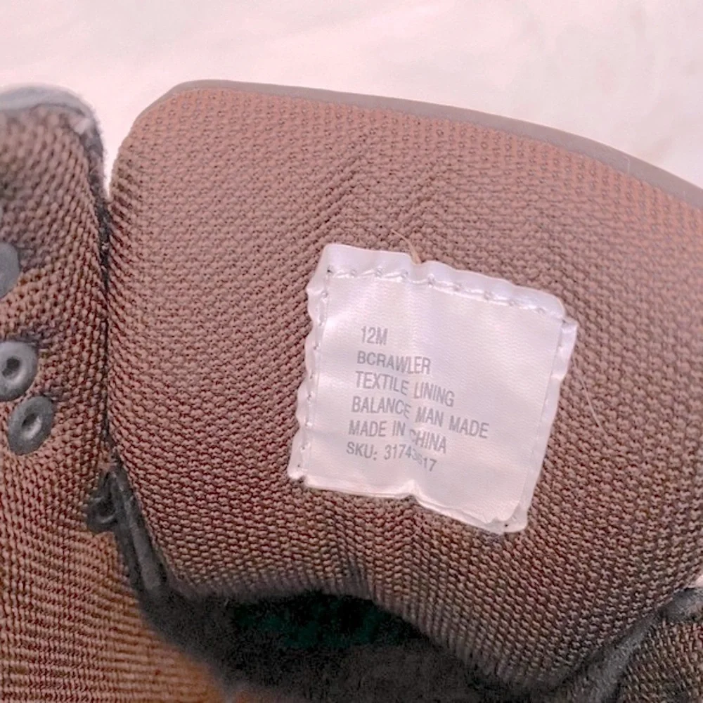R2 boys ankle