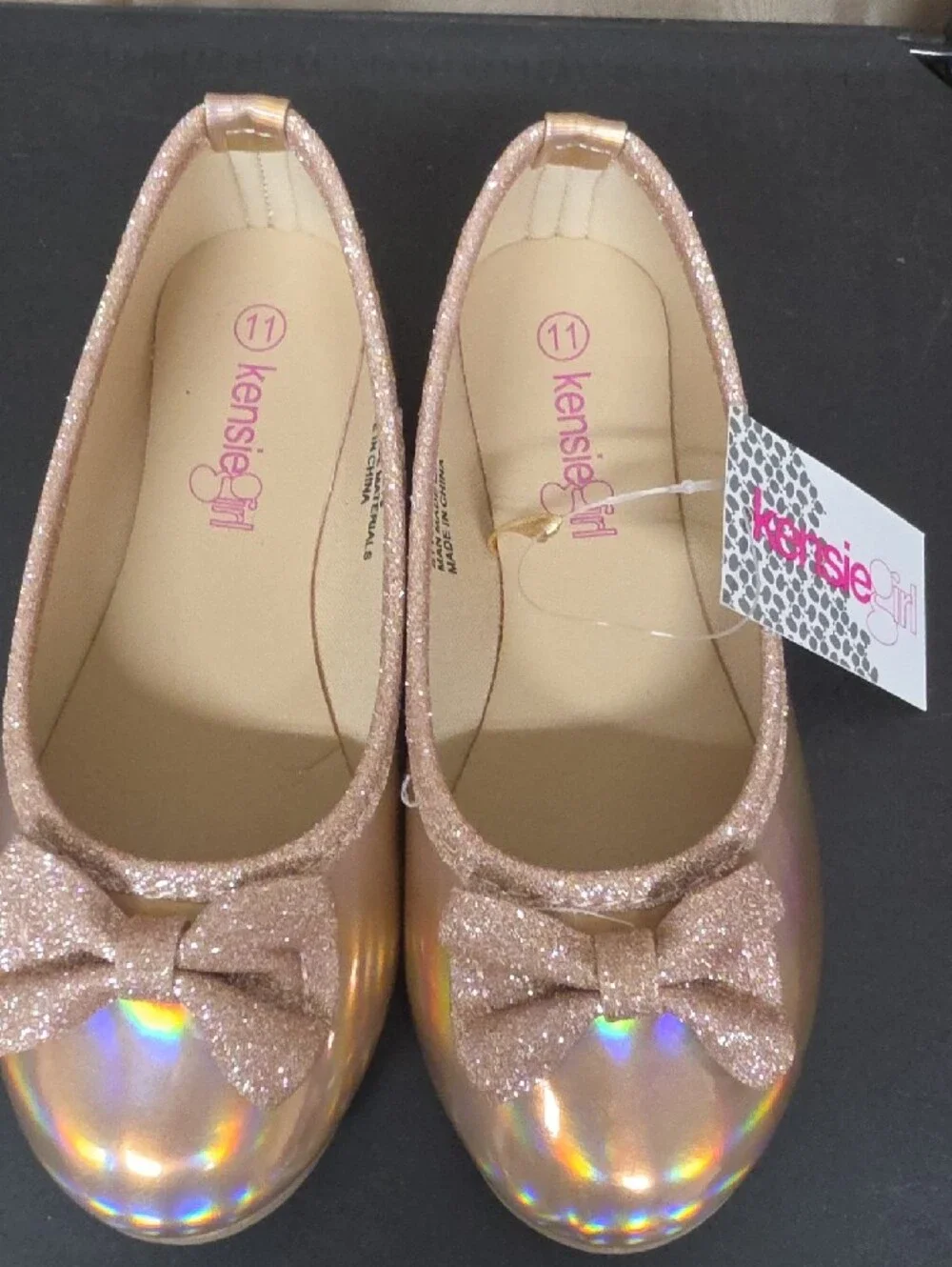 Kensie Girl shiny iridescent