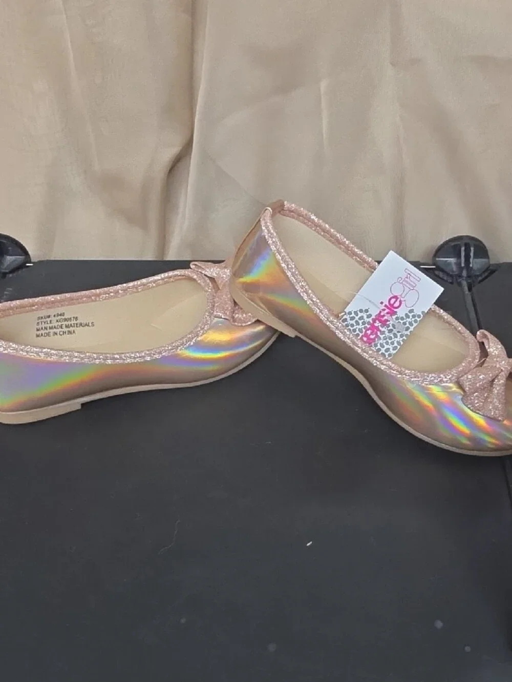 Kensie Girl shiny iridescent