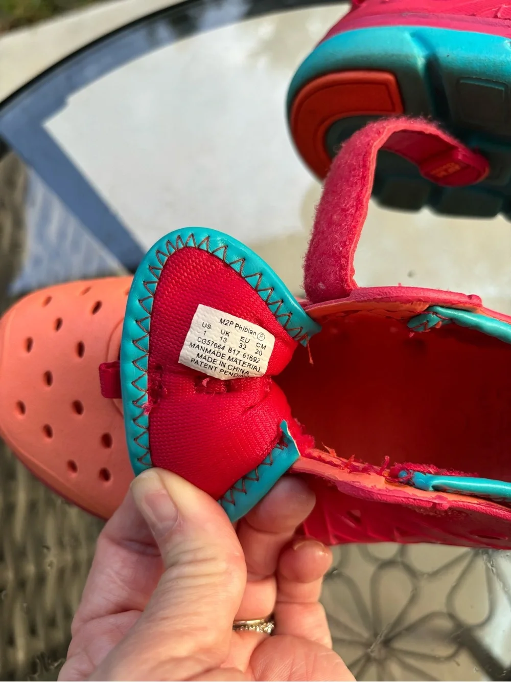Stride Rite Phibian Water Shoes Kids Size 1 Coral Pink Turquoise Closed Toe